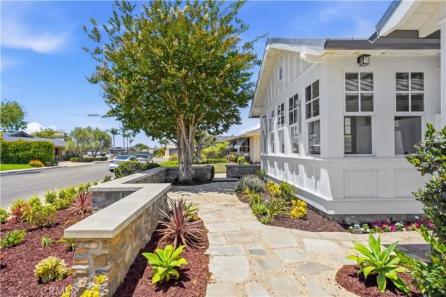 1312 Santanella, Corona Del Mar, CA 92625