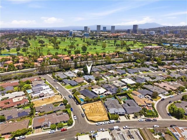 1312 Santanella, Corona Del Mar, CA 92625