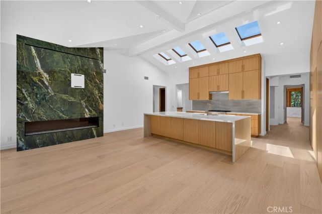 1312 Santanella, Corona Del Mar, CA 92625