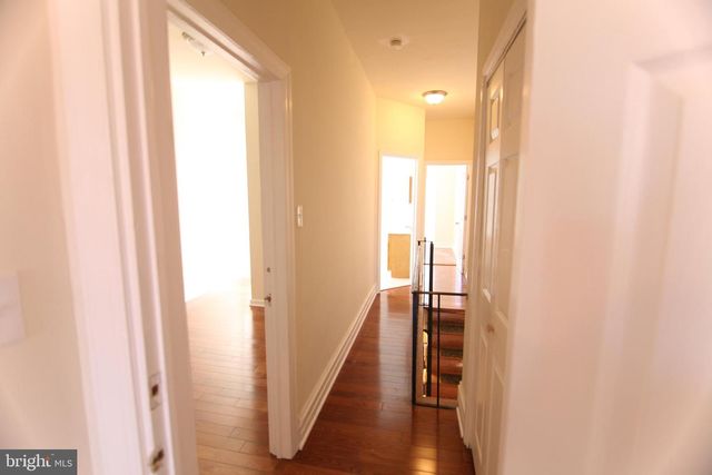 1530 FONTAIN ST, Philadelphia, PA 19121