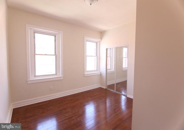 1530 FONTAIN ST, Philadelphia, PA 19121