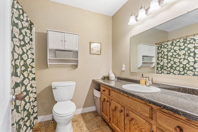 1522 10th Avenue S, Fargo, ND 58103