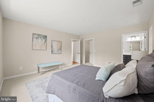 12340 ROSSLARE RIDGE RD #204, Lutherville Timonium, MD 21093