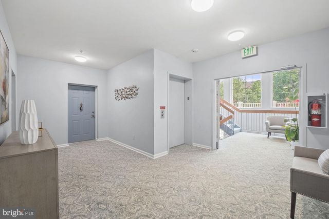 12340 ROSSLARE RIDGE RD #204, Lutherville Timonium, MD 21093