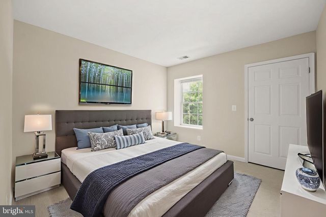 12340 ROSSLARE RIDGE RD #204, Lutherville Timonium, MD 21093