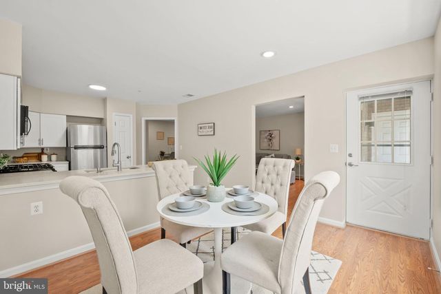 12340 ROSSLARE RIDGE RD #204, Lutherville Timonium, MD 21093