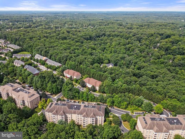 12340 ROSSLARE RIDGE RD #204, Lutherville Timonium, MD 21093