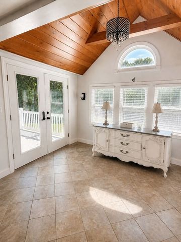 9 Guild Rd, Beverly, MA 01915