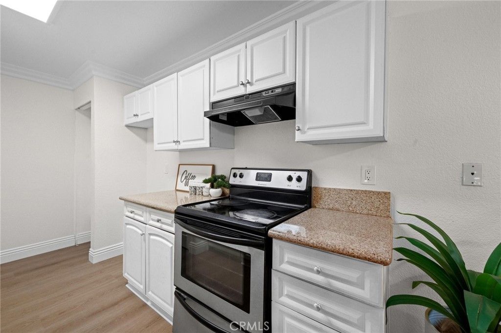 Image 17 of property listing at 1265 Kendall Drive 613, San Bernardino, CA 92407