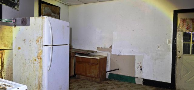 21 Garden Street, Amsterdam, NY 12010