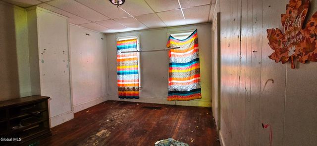 21 Garden Street, Amsterdam, NY 12010