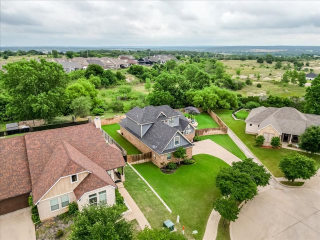 112 Camelot Street, Glen Rose, TX 76043