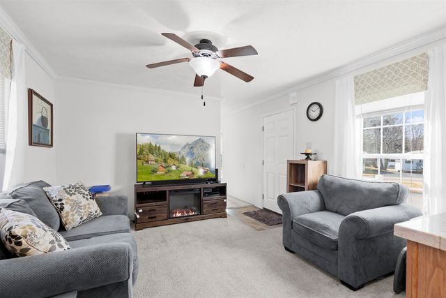 53 Seabreeze Drive, North Hampton, NH 03862