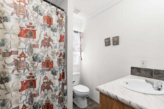 53 Seabreeze Drive, North Hampton, NH 03862