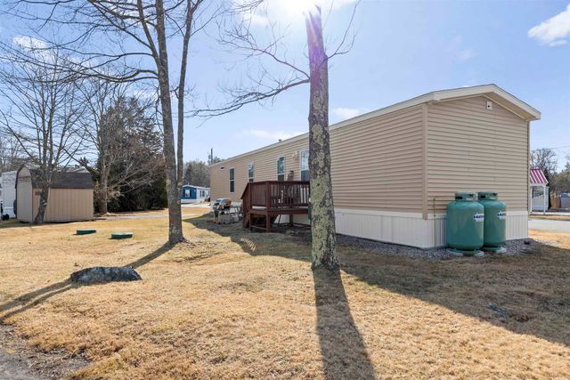 53 Seabreeze Drive, North Hampton, NH 03862