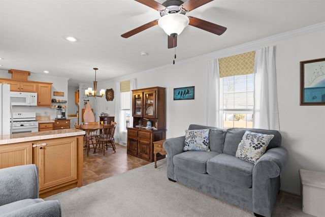 53 Seabreeze Drive, North Hampton, NH 03862