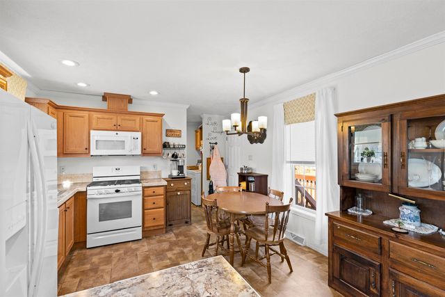 53 Seabreeze Drive, North Hampton, NH 03862