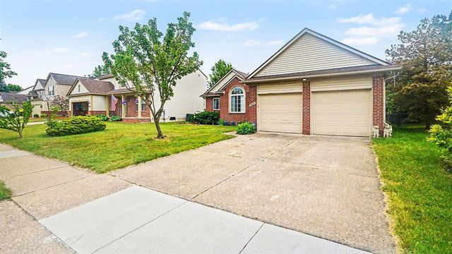 7656 Dover Drive, Ypsilanti, MI 48197