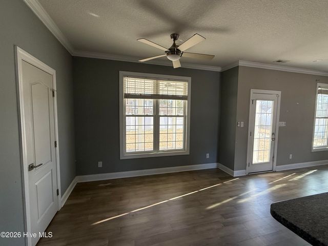 102 Palm Drive, Jacksonville, NC 28546