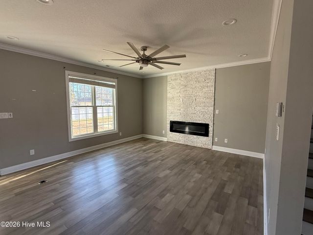 102 Palm Drive, Jacksonville, NC 28546