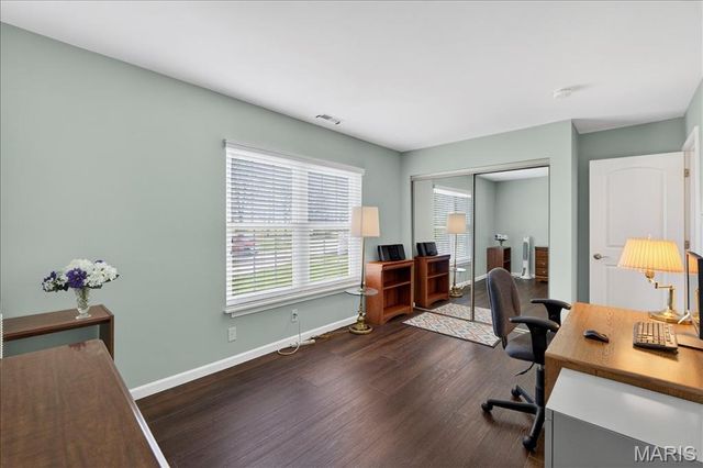 1122 Sunbolt Drive K, St Louis, MO 63129