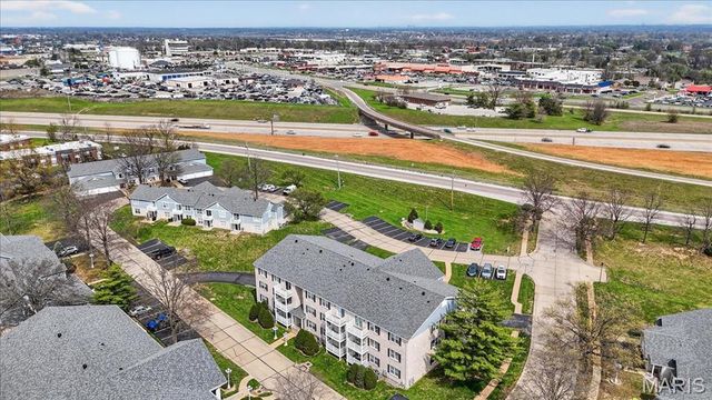 1122 Sunbolt Drive K, St Louis, MO 63129