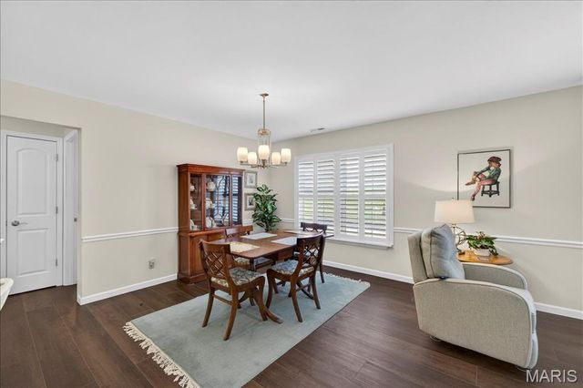 1122 Sunbolt Drive K, St Louis, MO 63129