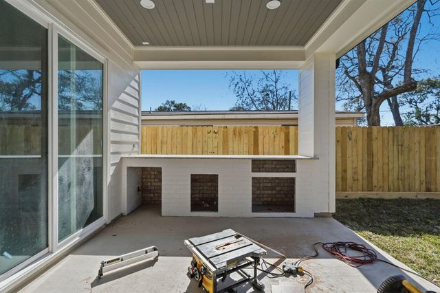 4311 Piney Woods Drive, Houston, TX 77018