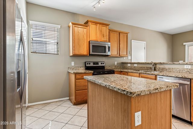 3011 W CAVALRY Drive, Phoenix, AZ 85086