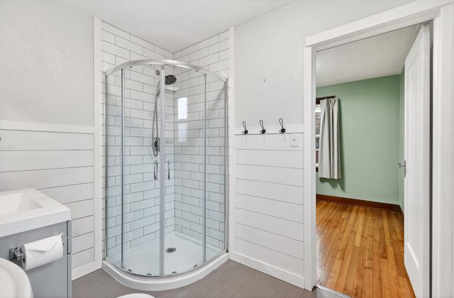 8422 E Liberty Ave, Millwood, WA 99212