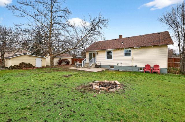 8422 E Liberty Ave, Millwood, WA 99212