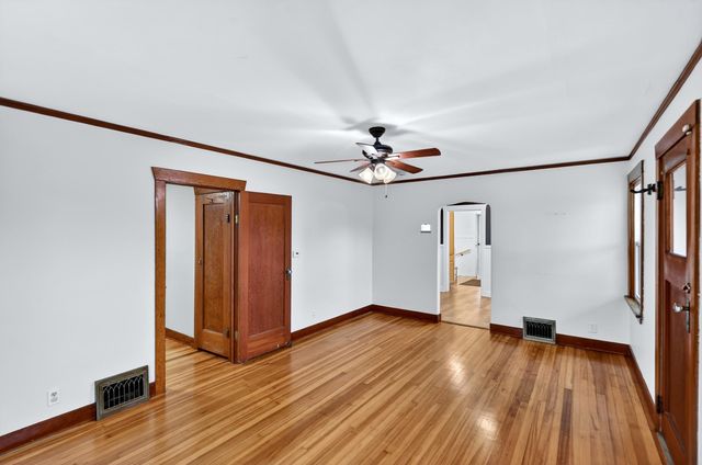 8422 E Liberty Ave, Millwood, WA 99212