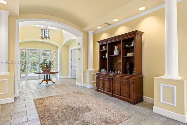 5060 Fairways Cir F101, Vero Beach, FL 32967