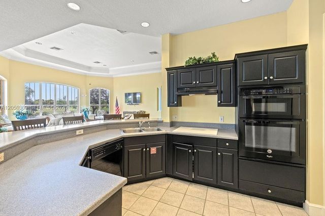 5060 Fairways Cir F101, Vero Beach, FL 32967