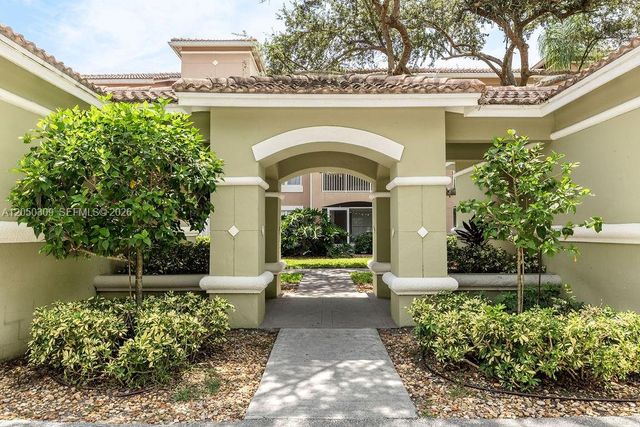 5060 Fairways Cir F101, Vero Beach, FL 32967