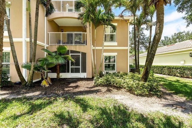 5060 Fairways Cir F101, Vero Beach, FL 32967