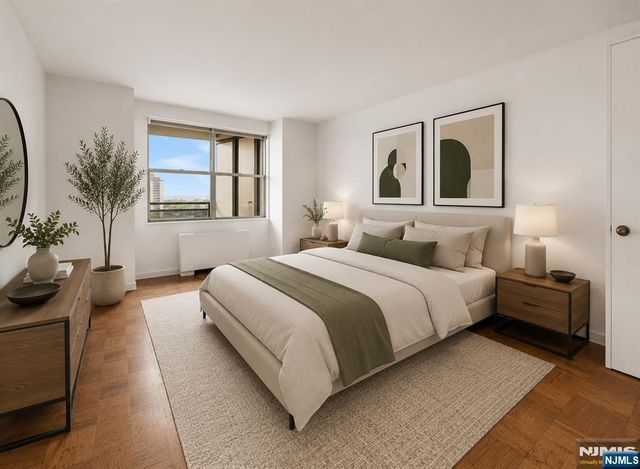 2077 Center Avenue 20C, Fort Lee, NJ 07024