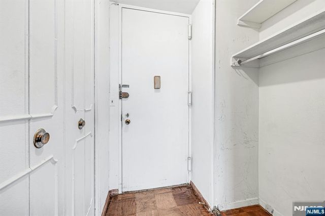 2077 Center Avenue 20C, Fort Lee, NJ 07024