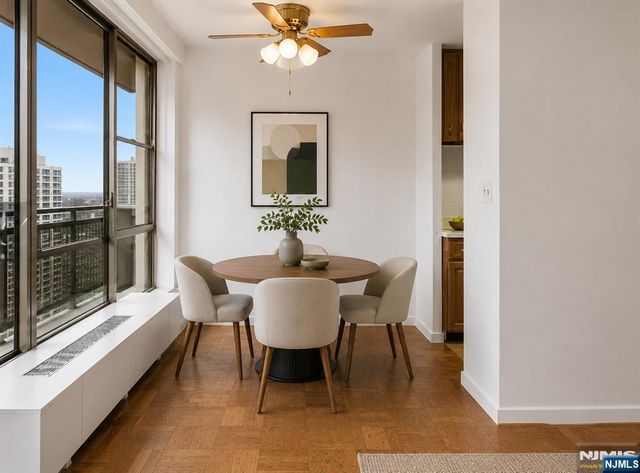 2077 Center Avenue 20C, Fort Lee, NJ 07024