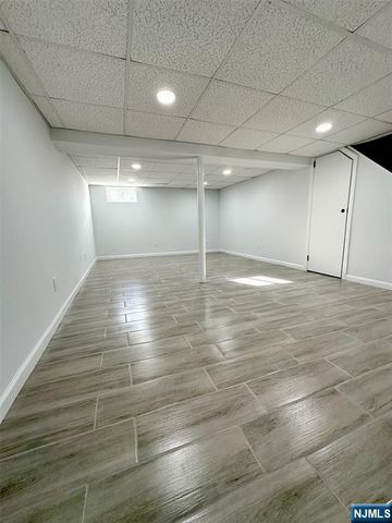 678 Grove Street, Ridgewood, NJ 07450