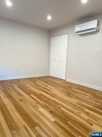 678 Grove Street, Ridgewood, NJ 07450