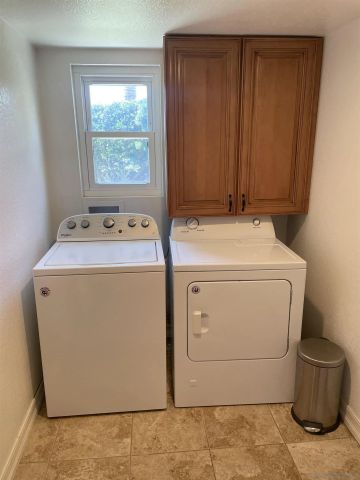 1994 Casablanca Ct., Vista, CA 92081