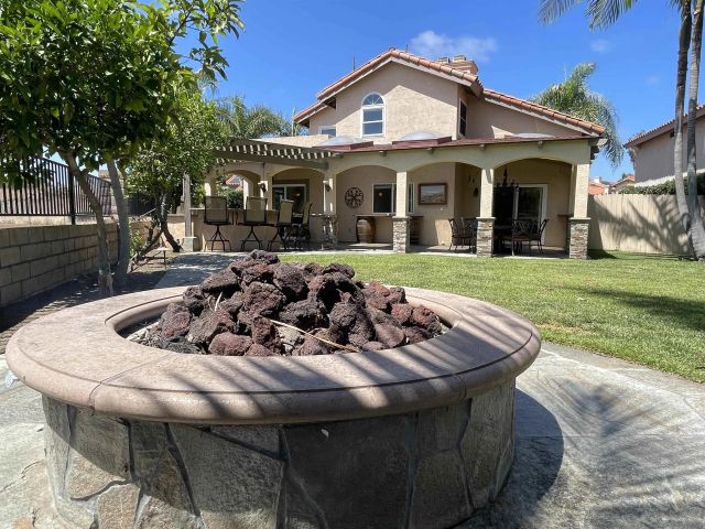 1994 Casablanca Ct., Vista, CA 92081