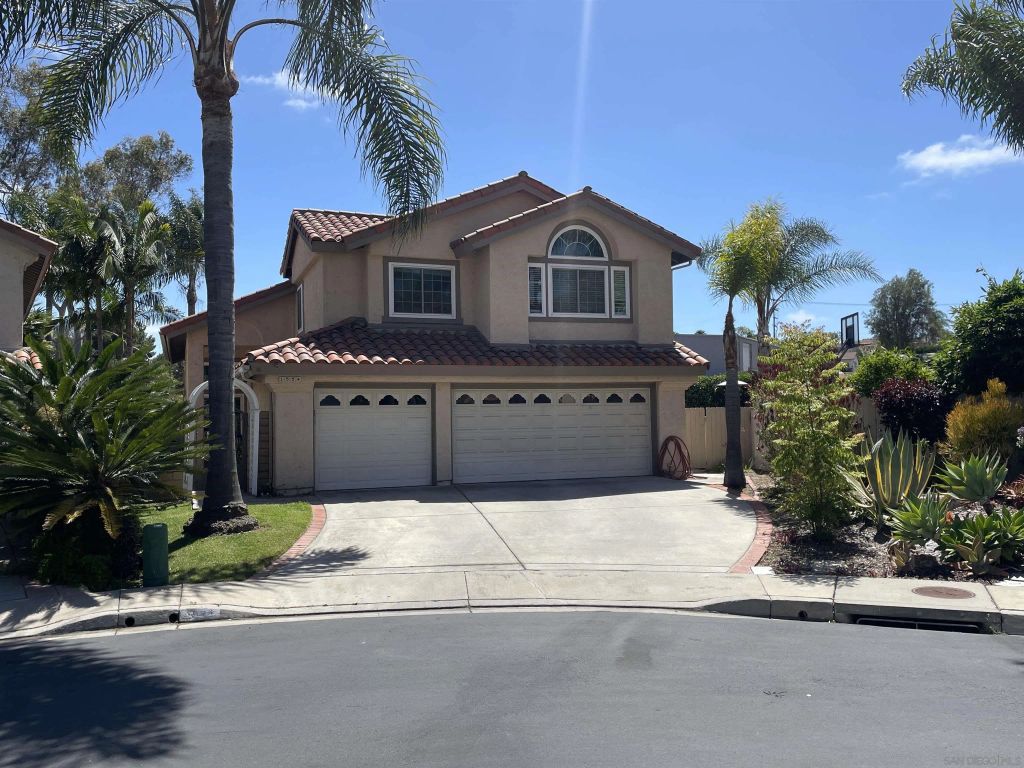 1994 Casablanca Ct., Vista, CA 92081