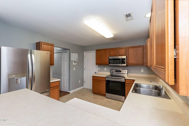 810 Steamboat Street, Knightdale, NC 27545