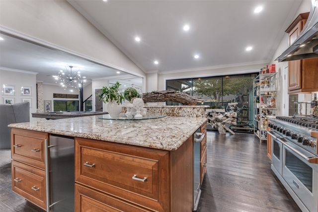 10585 Pagewood Drive, Dallas, TX 75230