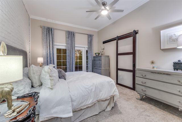 10585 Pagewood Drive, Dallas, TX 75230