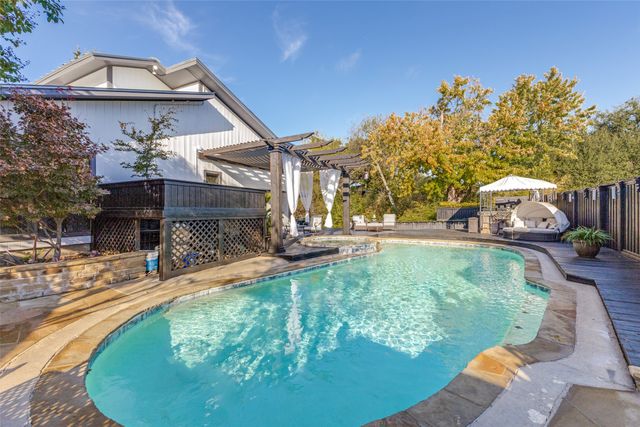 10585 Pagewood Drive, Dallas, TX 75230