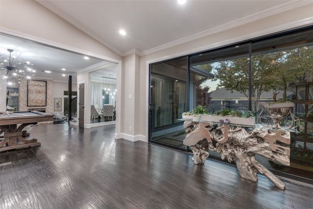 10585 Pagewood Drive, Dallas, TX 75230