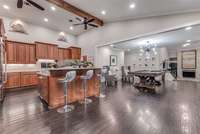 10585 Pagewood Drive, Dallas, TX 75230